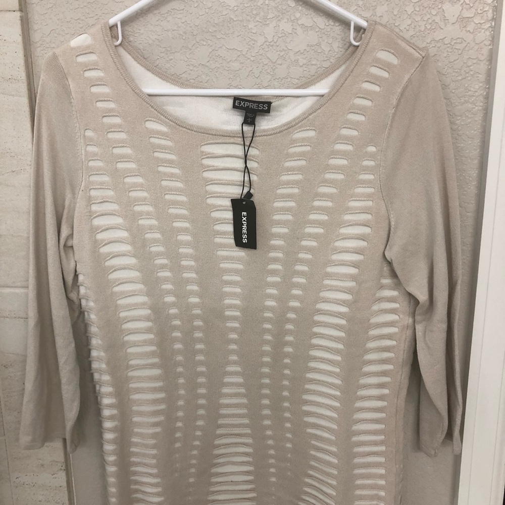 Express Sweaters - Picture 4 of 5